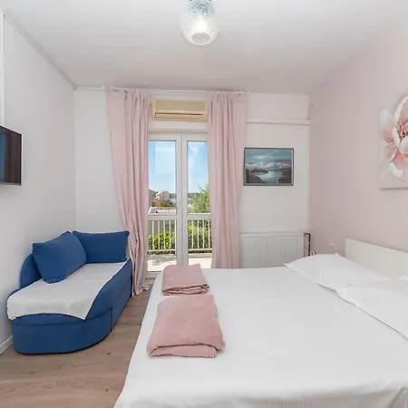 Apartmani Sani Makarska Exterior photo
