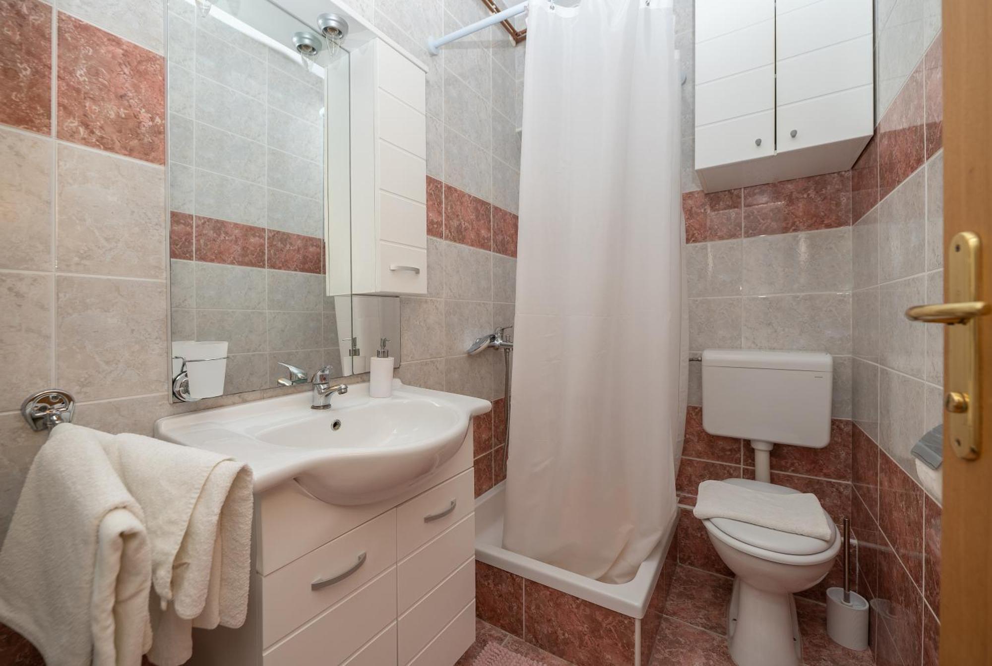 Apartment Sani Makarska