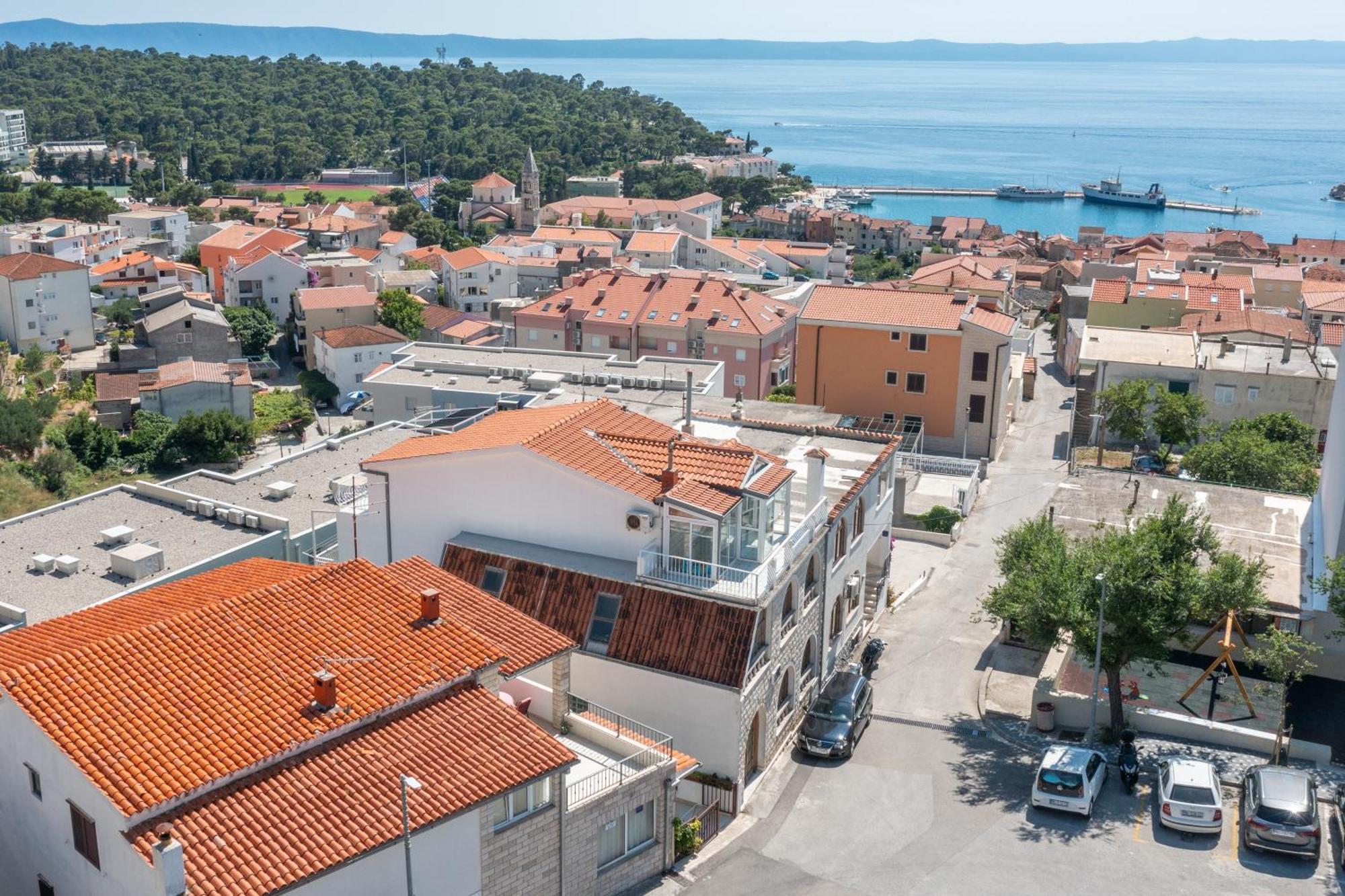 Sani Makarska