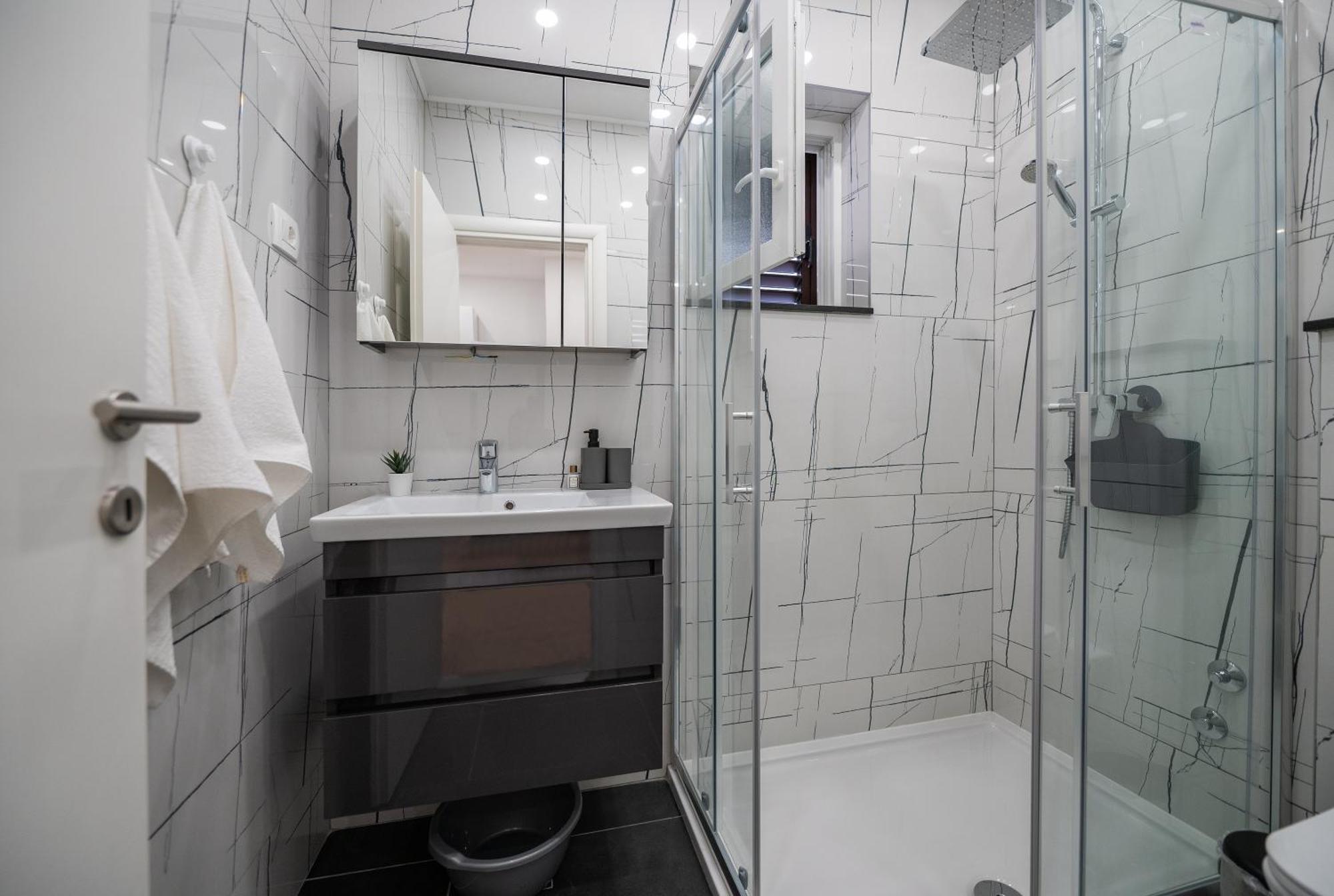 Sani Apartment